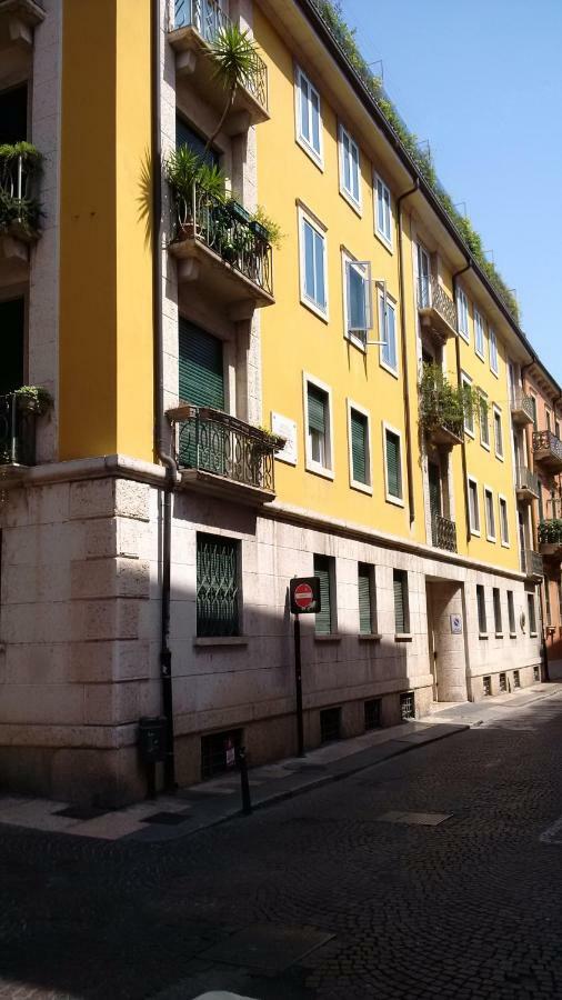 Leoncino 14 Apartment Verona Exterior photo